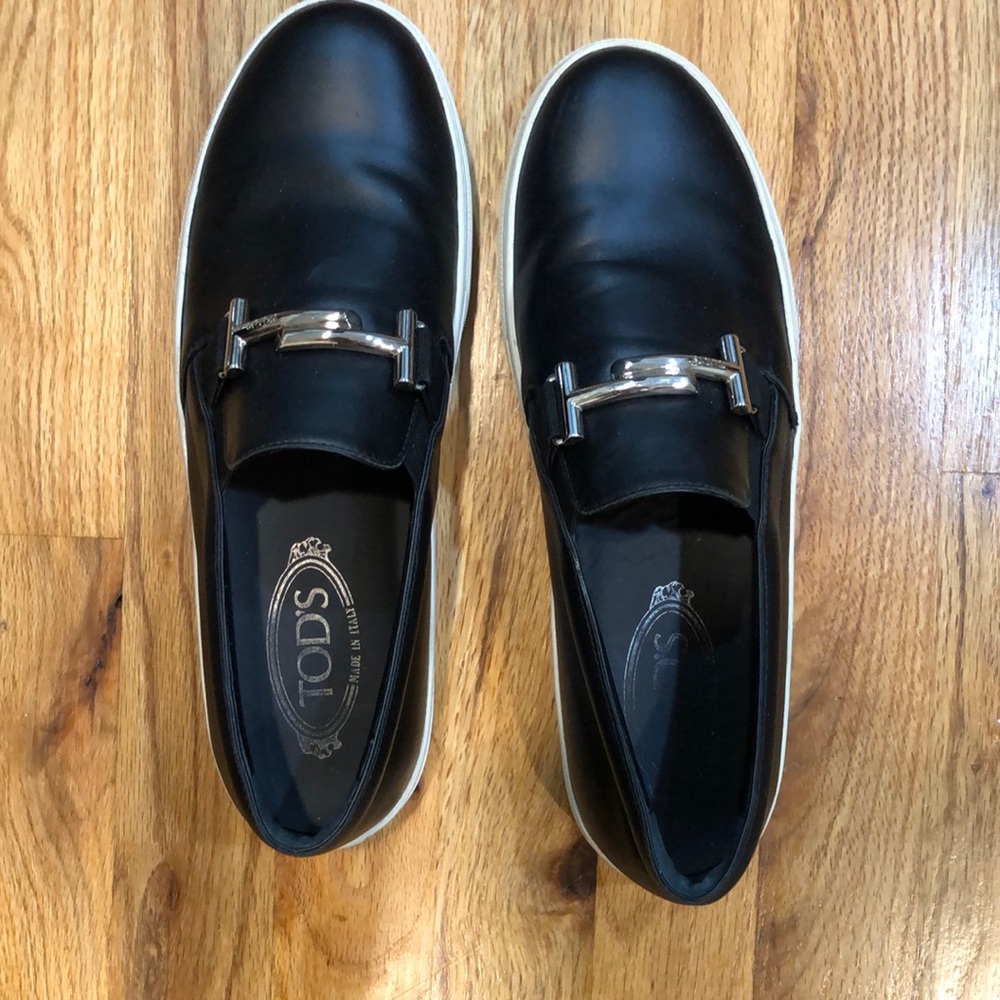Tod’s slip on shoe